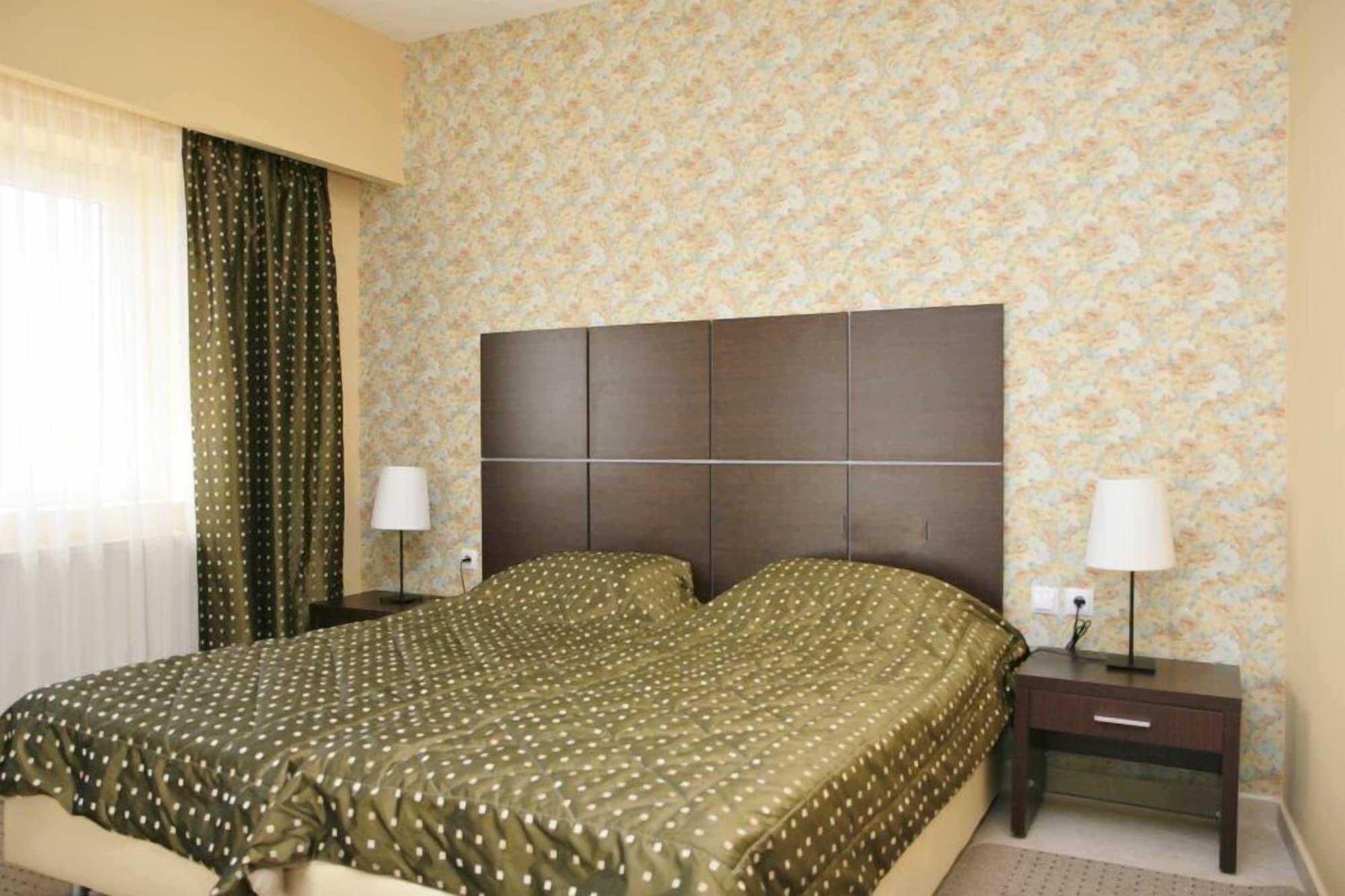 Assembly Hotel Anchialos Екстер'єр фото