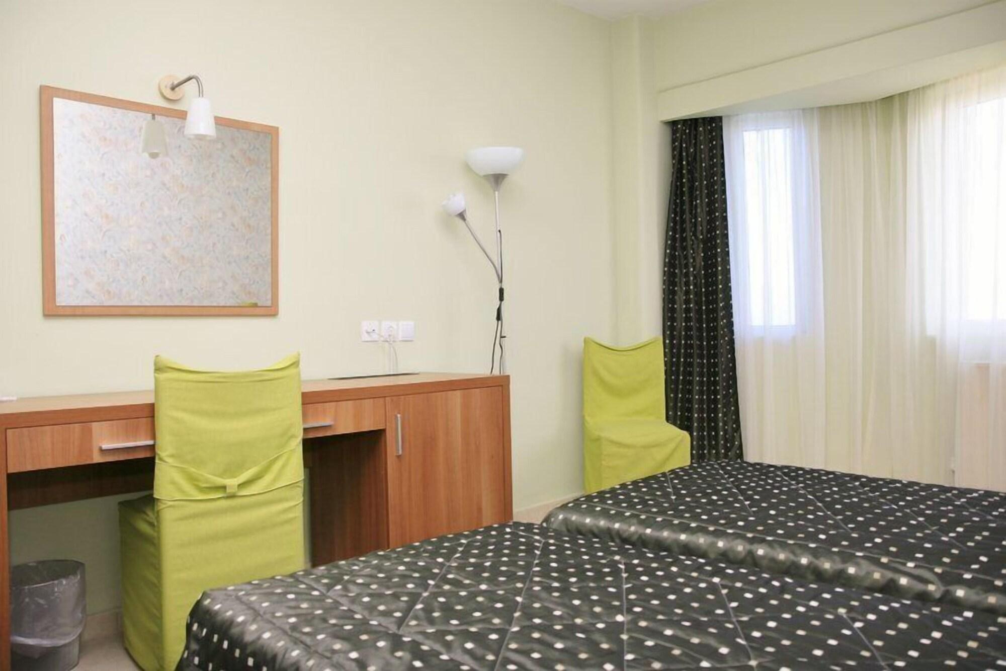Assembly Hotel Anchialos Екстер'єр фото