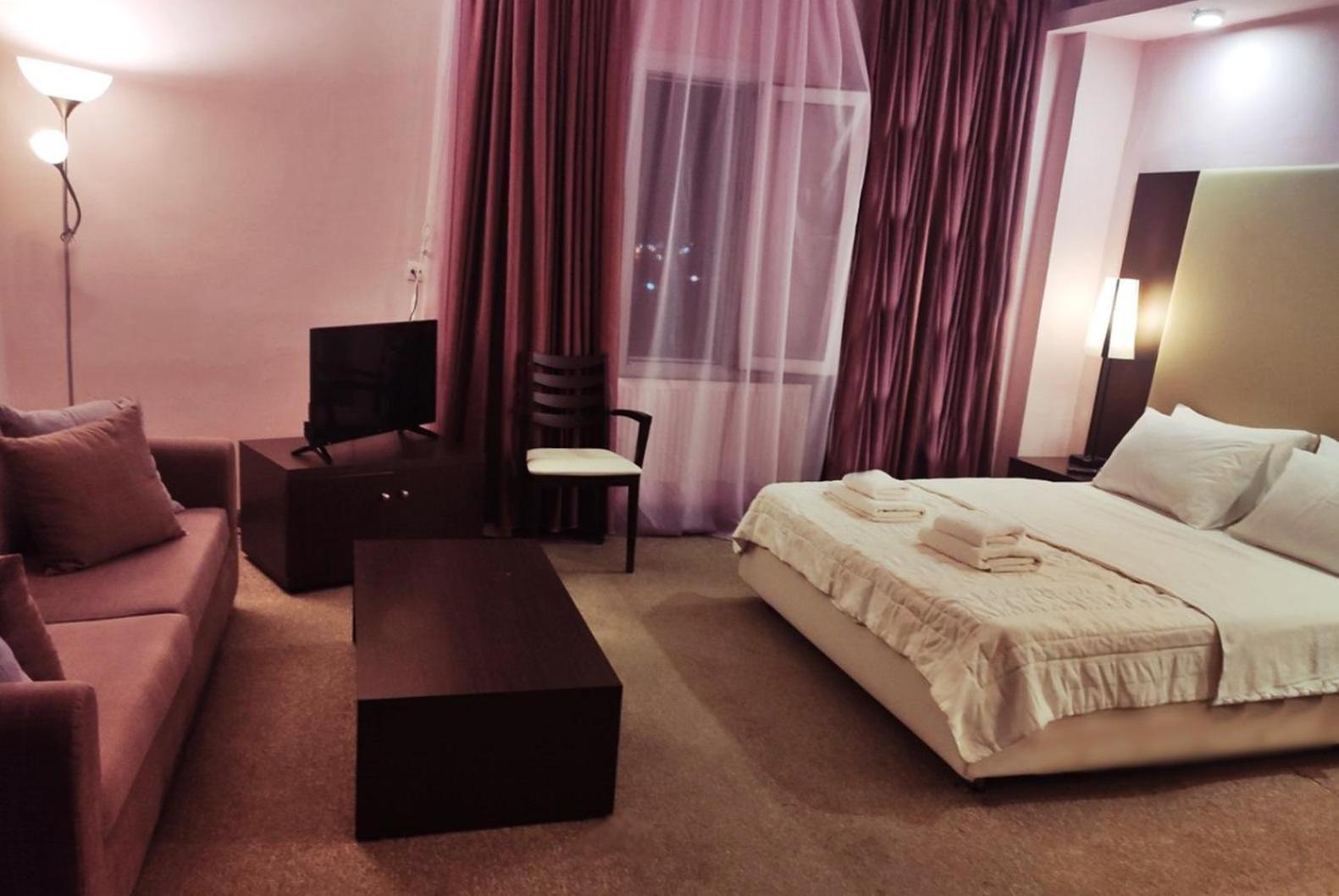 Assembly Hotel Anchialos Екстер'єр фото