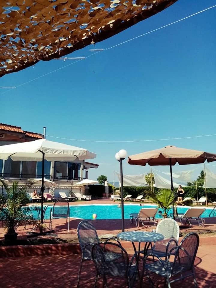Assembly Hotel Anchialos Екстер'єр фото